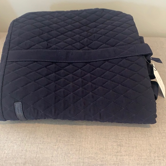 NWT Vera Bradley large duffel classic navy - Picture 2 of 8